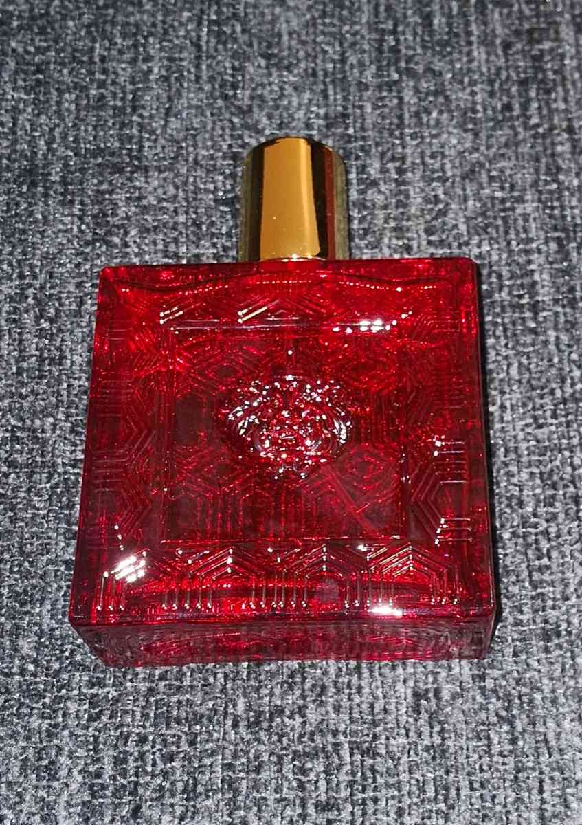 perfume colong brand new color red size os