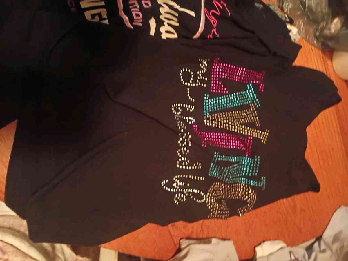 different types of logos on shirts