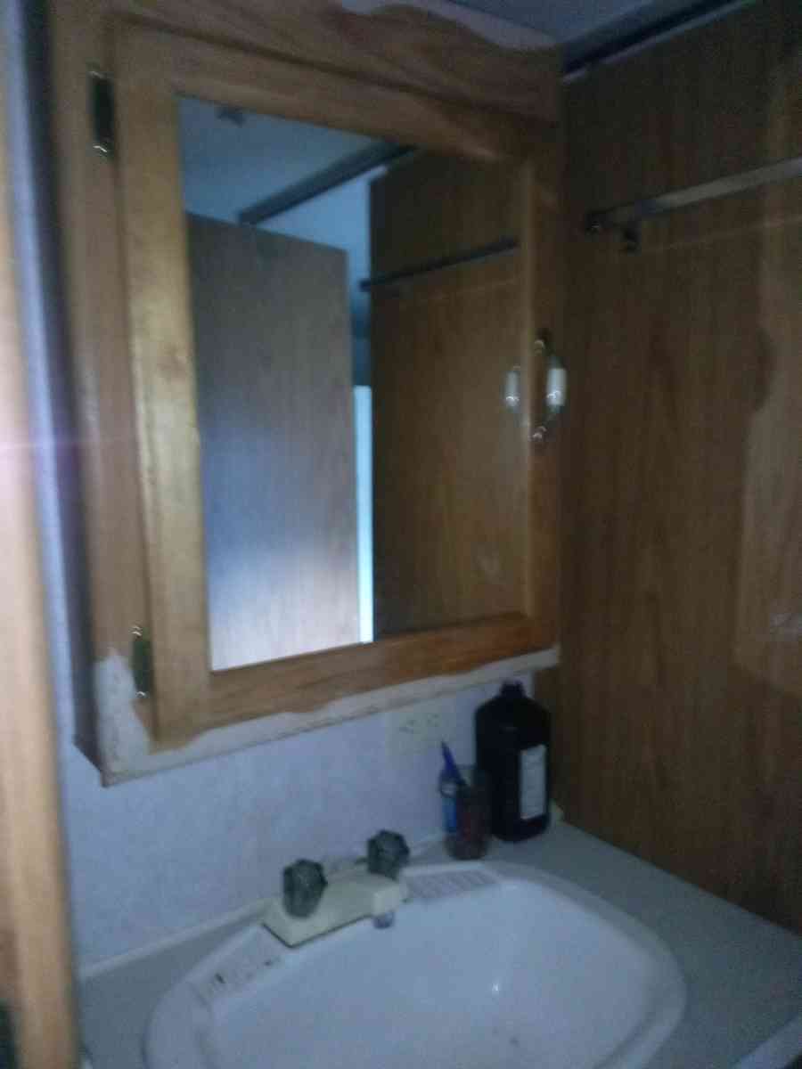 hitchhiker 2 fifth wheel