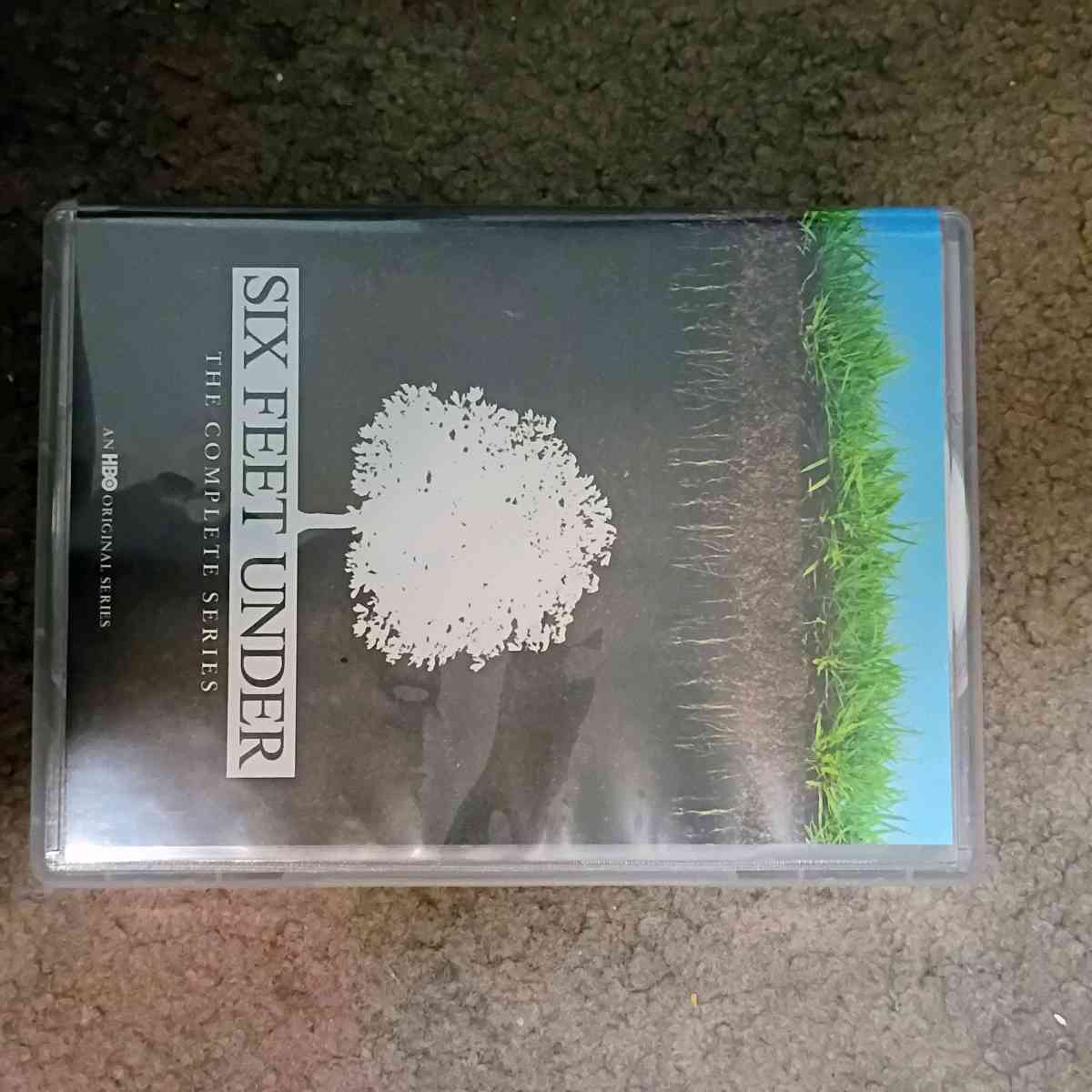 Six Feet Under The Complete Series USED 5season to watch