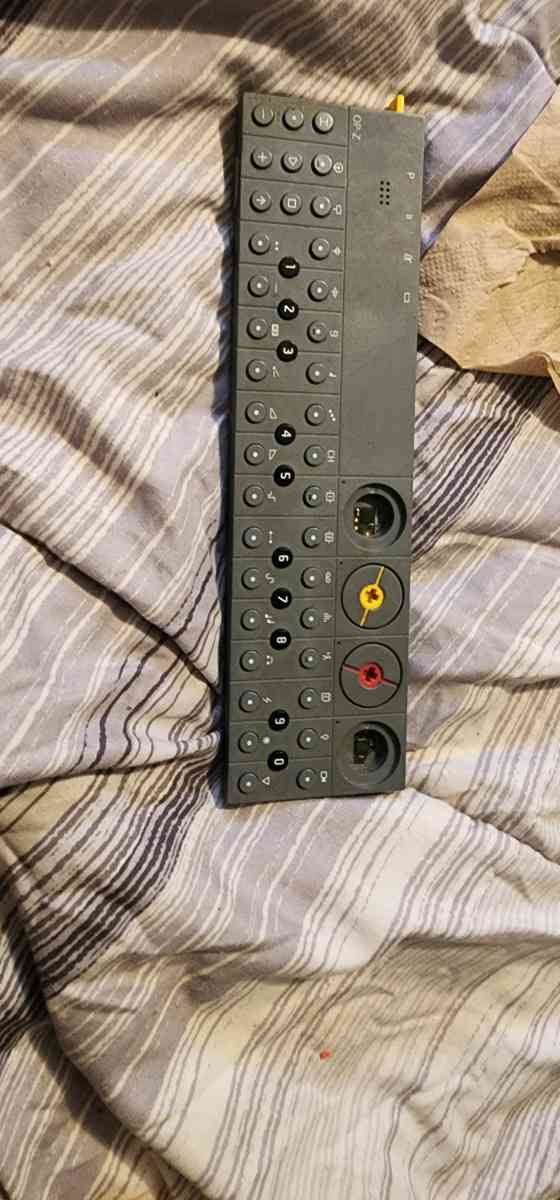 teenage engineering opz portable  syenthisizer