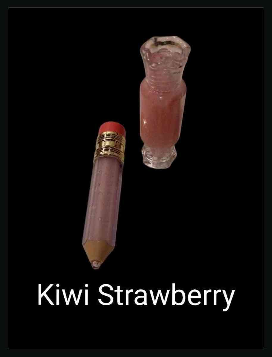 Lip Gloss - Mount Prospect, Illinois - FleaMarketBay