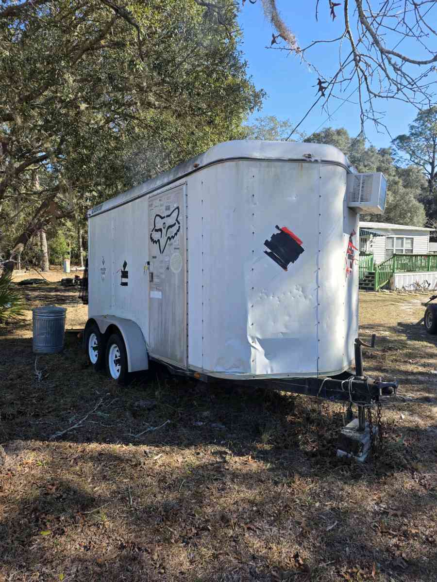 2004 Gladiator 14 enclosed trailer custom