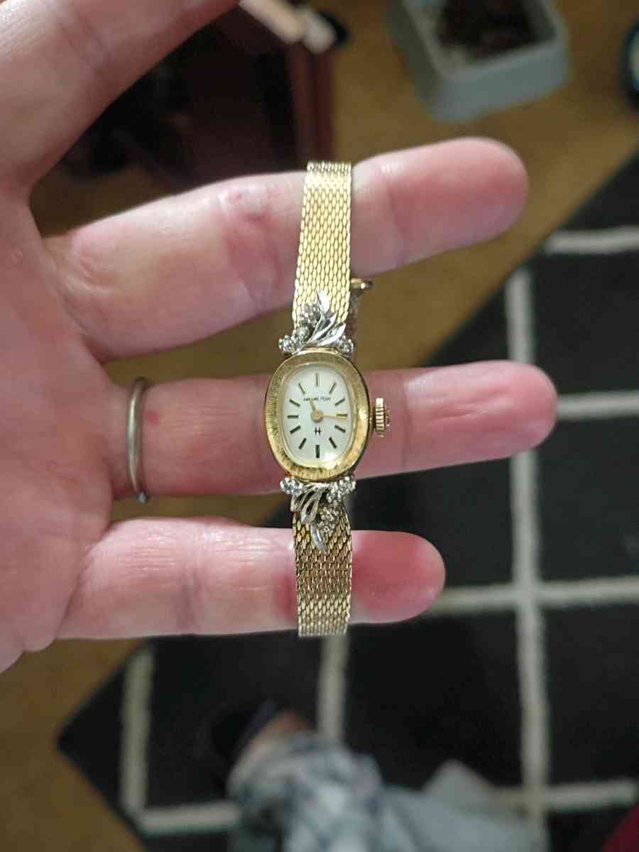 Hamilton vintage ladies watch 10K Band