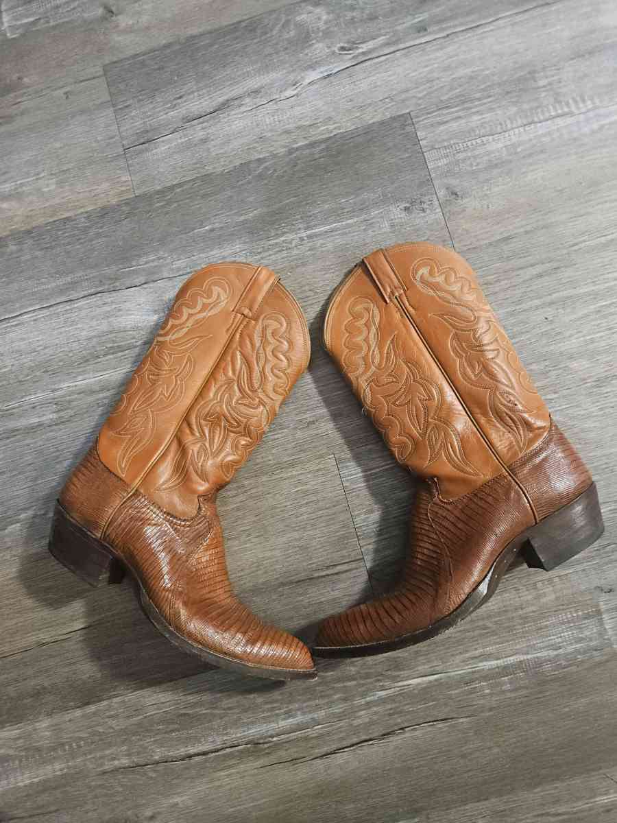 Vtg Justin Cowboy Boots