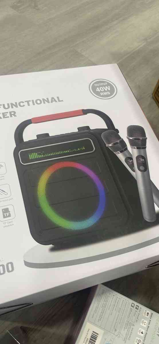 Karaoke Machine 2 Wireless Microphones