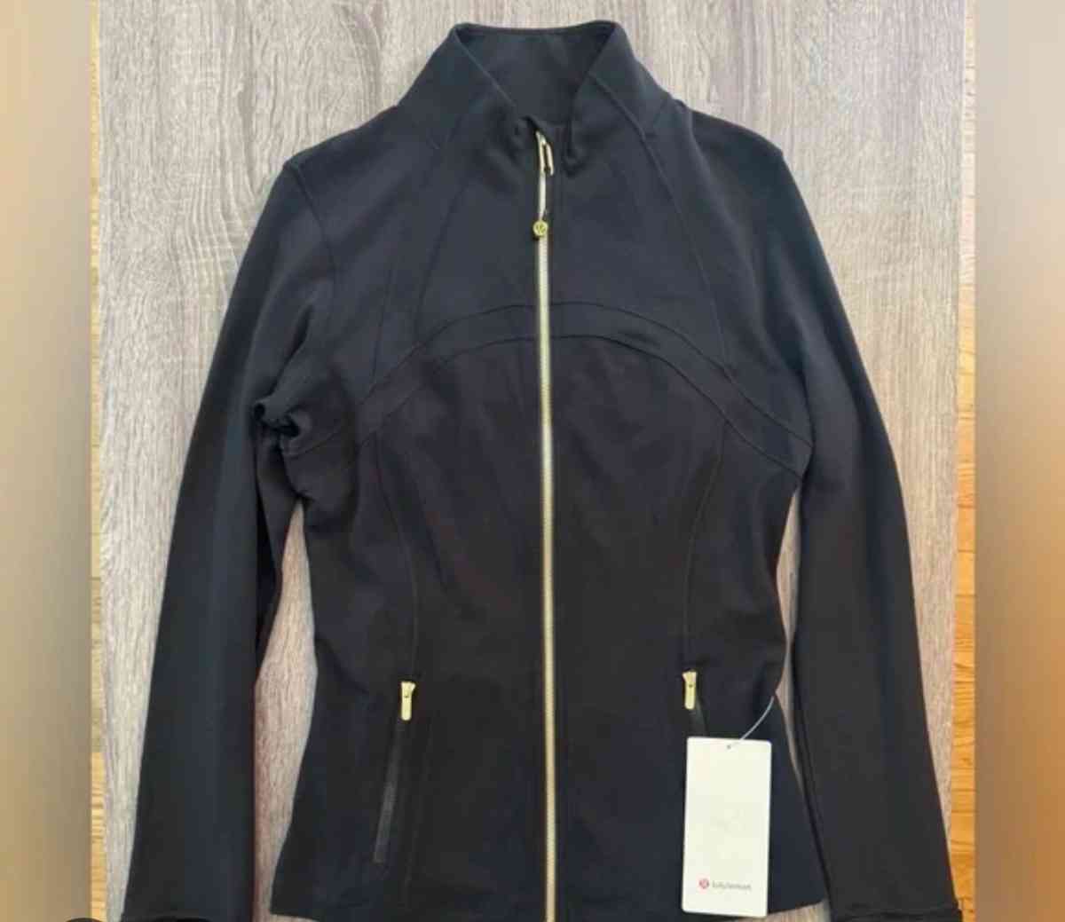 Black Lululemon defined jacket
