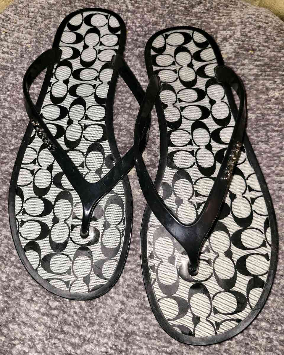 COACH jelly flip flops size 8 NWOT