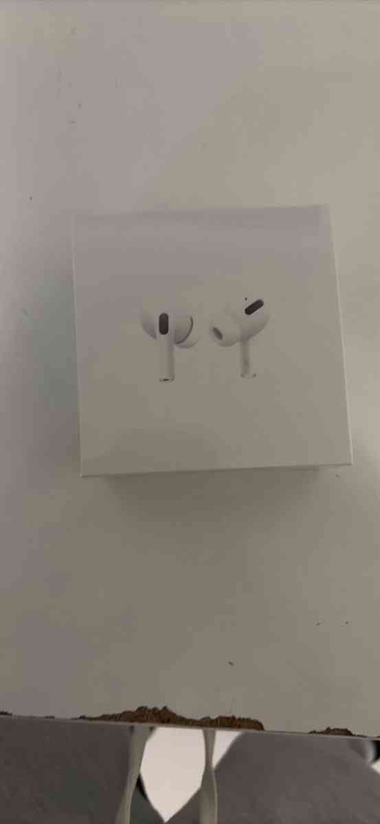 AirPods Pro - Flushing, New York - FleaMarketBay