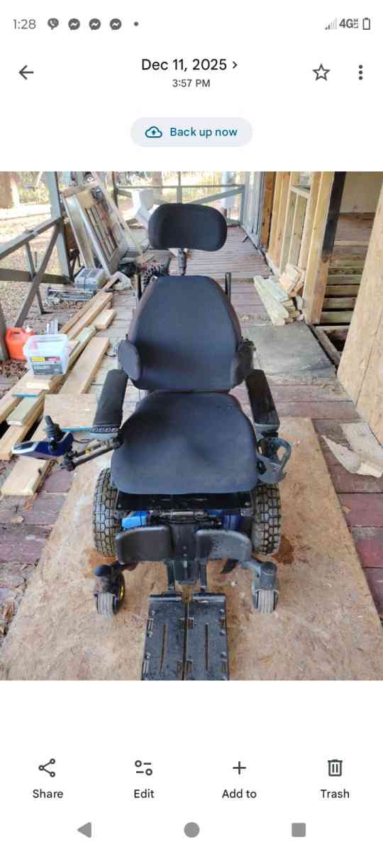 Quantum Power Wheelchair