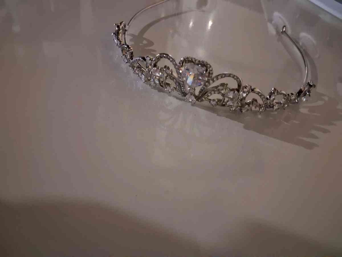 tiara
