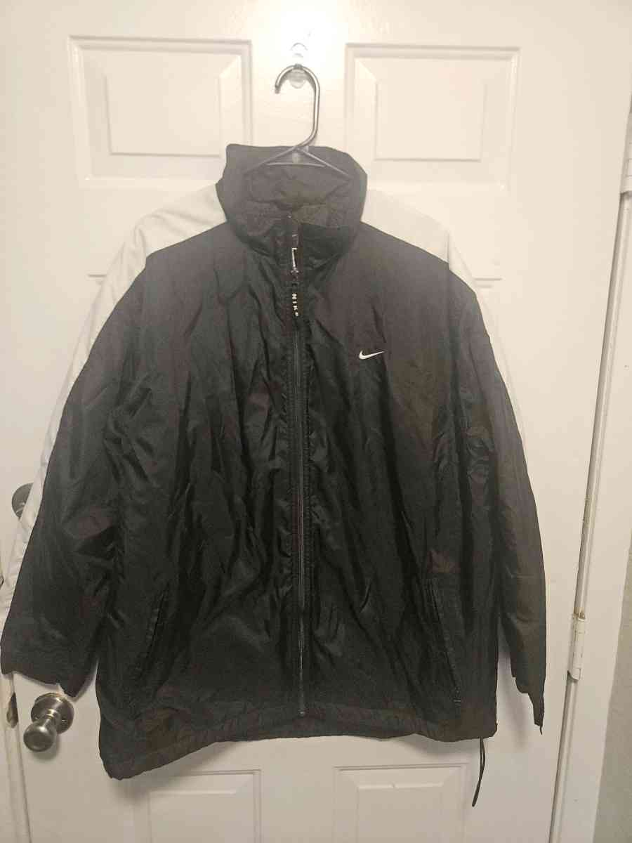 VTG 90s Nike Spellout Windbreaker Jacket