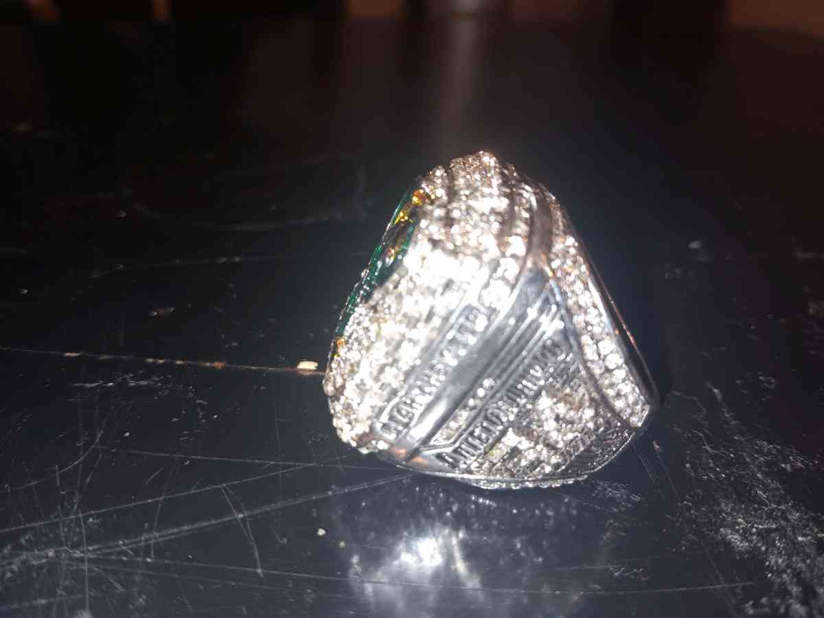 2021 Milwaukee Bucks NBA Championship ring replica