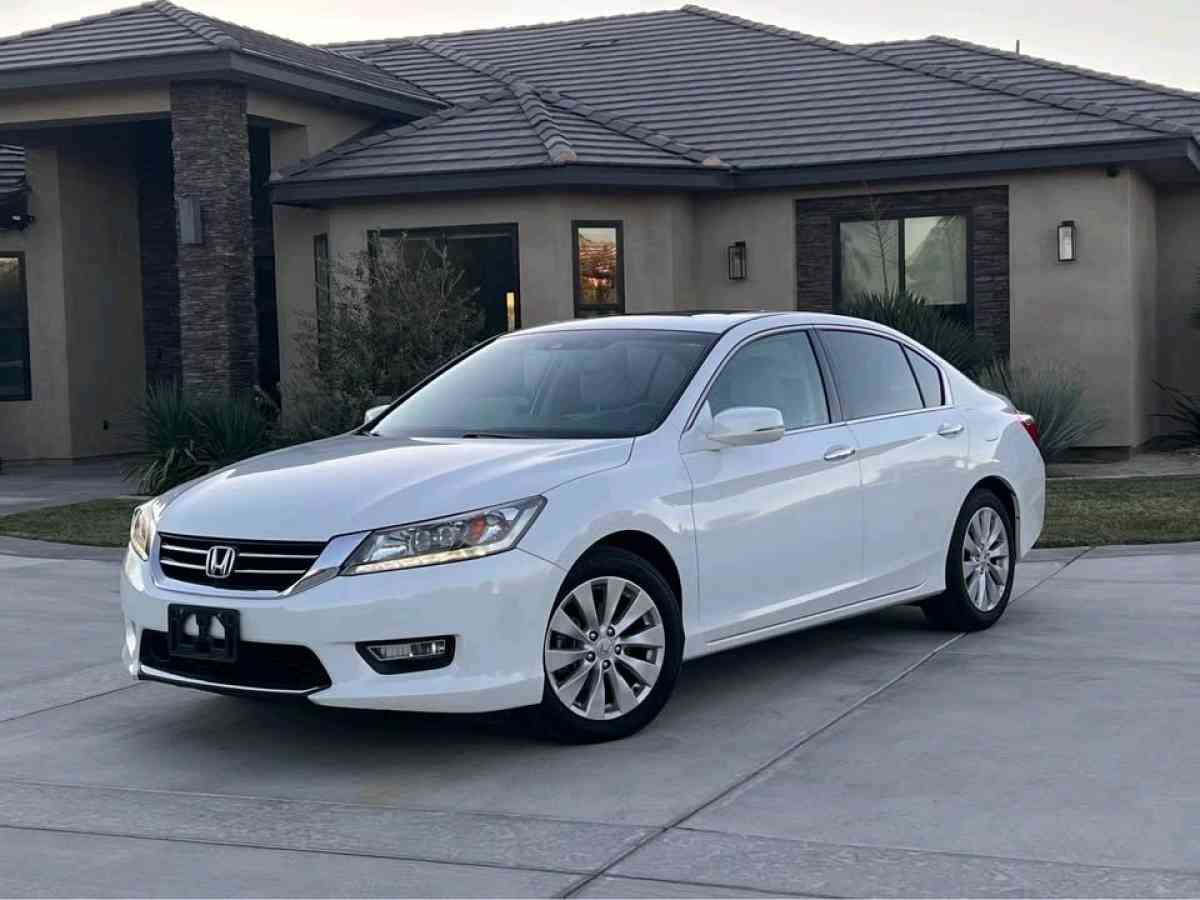 2013 Honda accord 4D