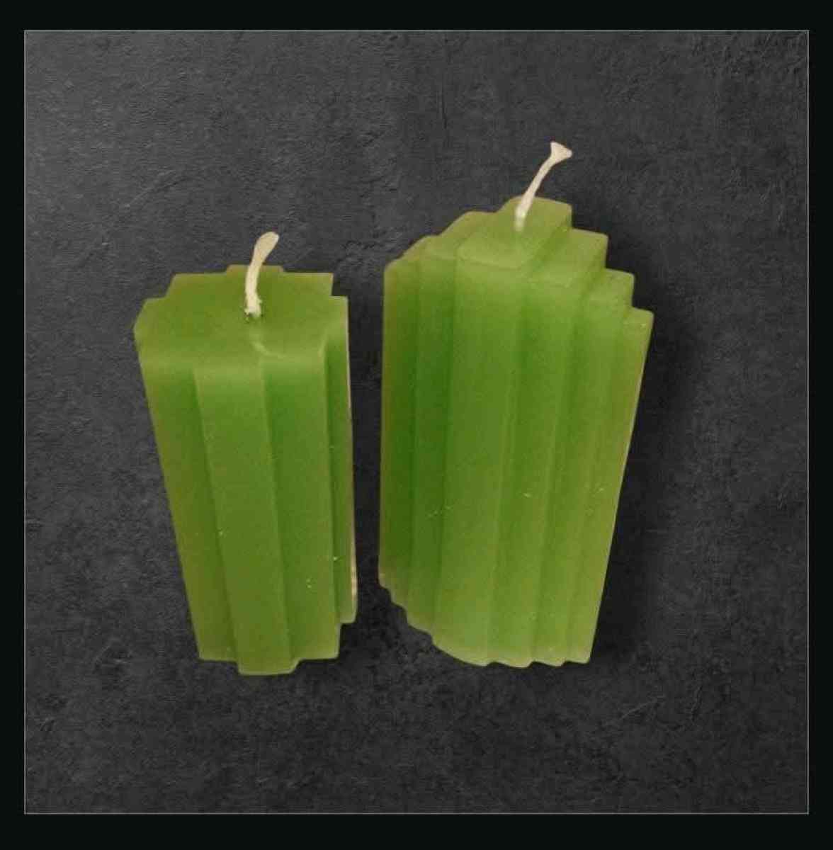 Green Geometric Candle Design