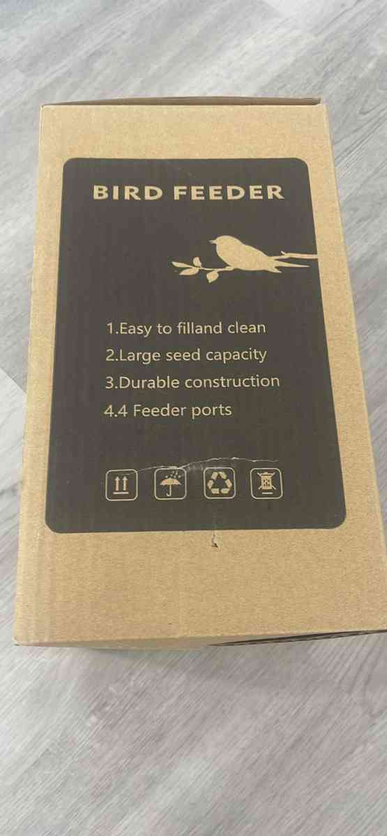 Squirrel Proof Bird Feeders
