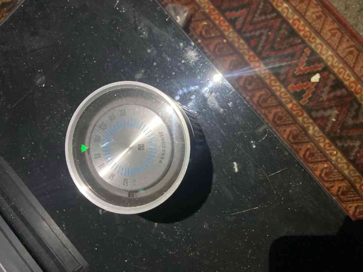 Panasonic Model R12 AM Transistor Radio