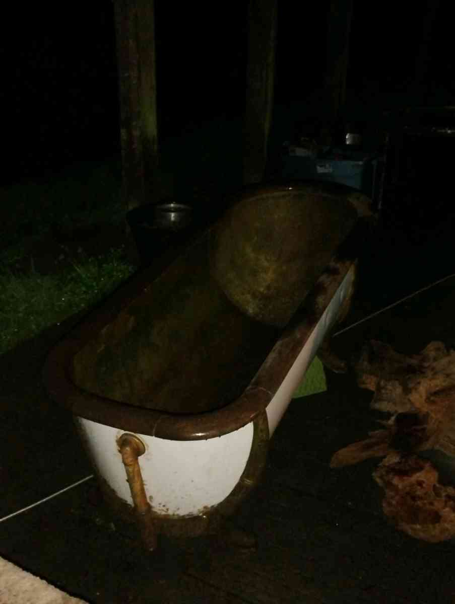 circa 1895 Bathtub - Mendocino, California - FleaMarketBay