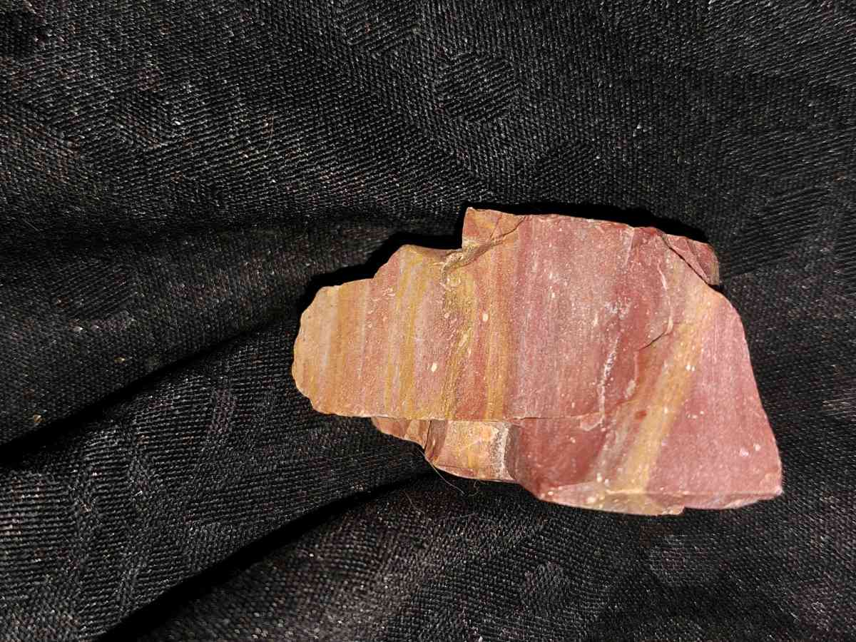 beautiful and unique raw stones and gemstones