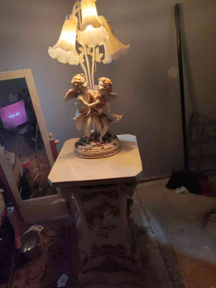 angel lamp with column - Clay, Kentucky - FleaMarketBay