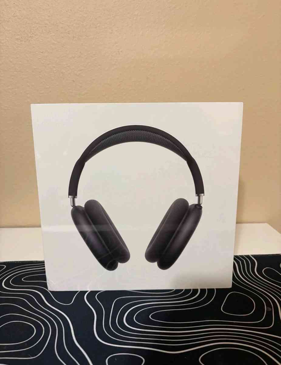 airpods max - New York, New York - FleaMarketBay