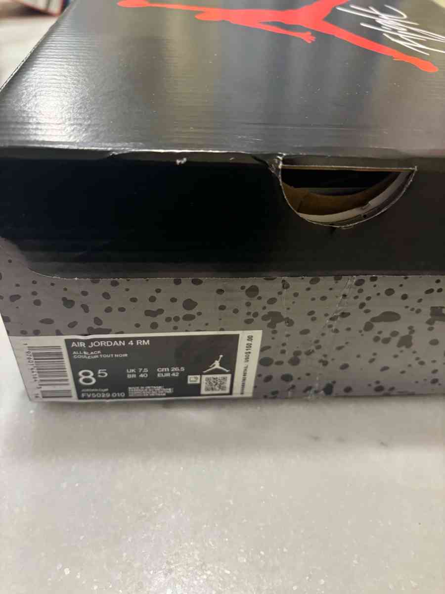 Jordan 4 black cat 2025