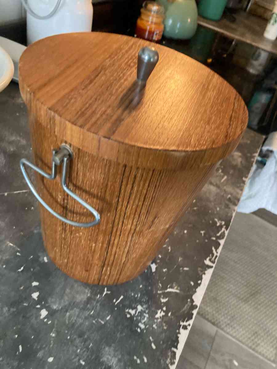 Vintage WoodWrapped Ice Bucket