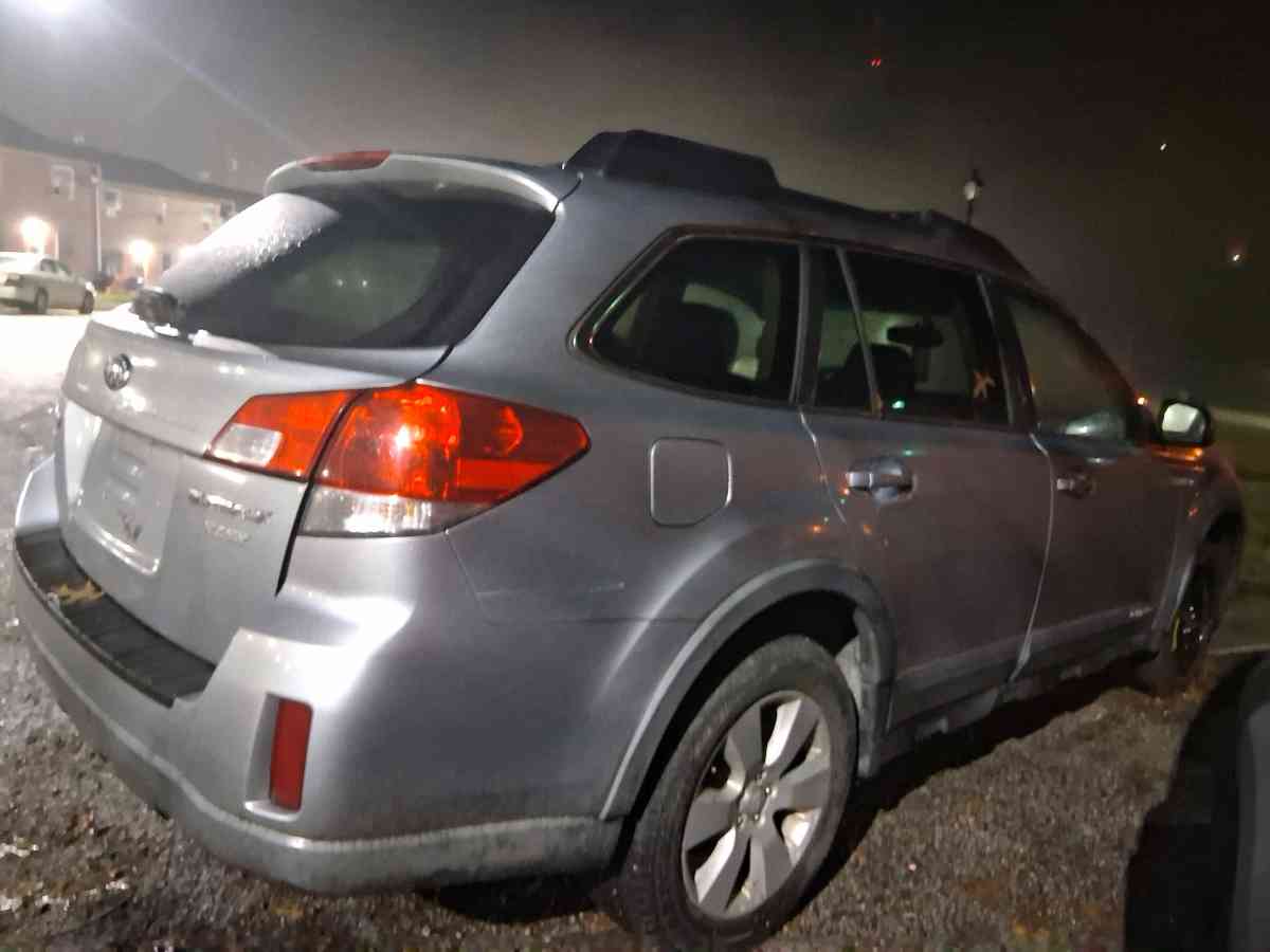 2012 Subaru outback
