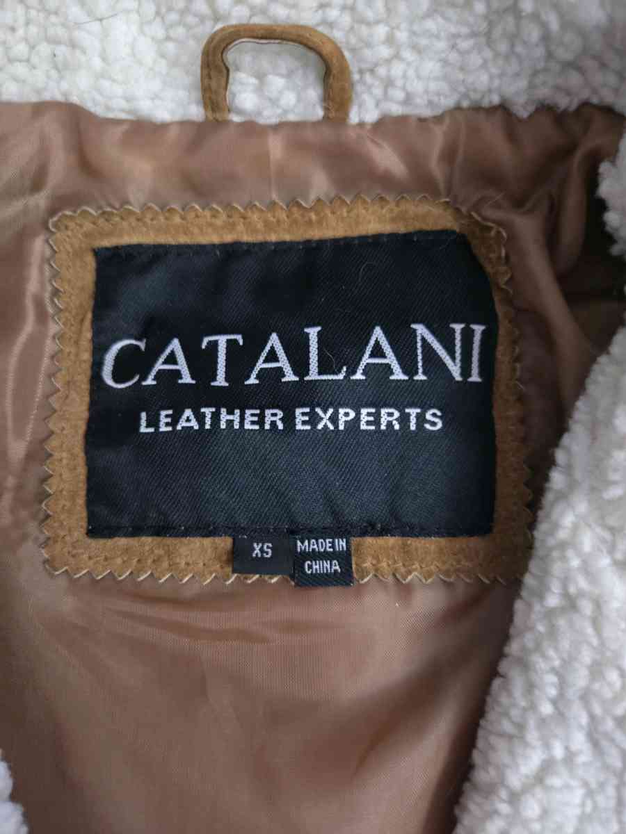catalani suede coat - Pomona, California - FleaMarketBay
