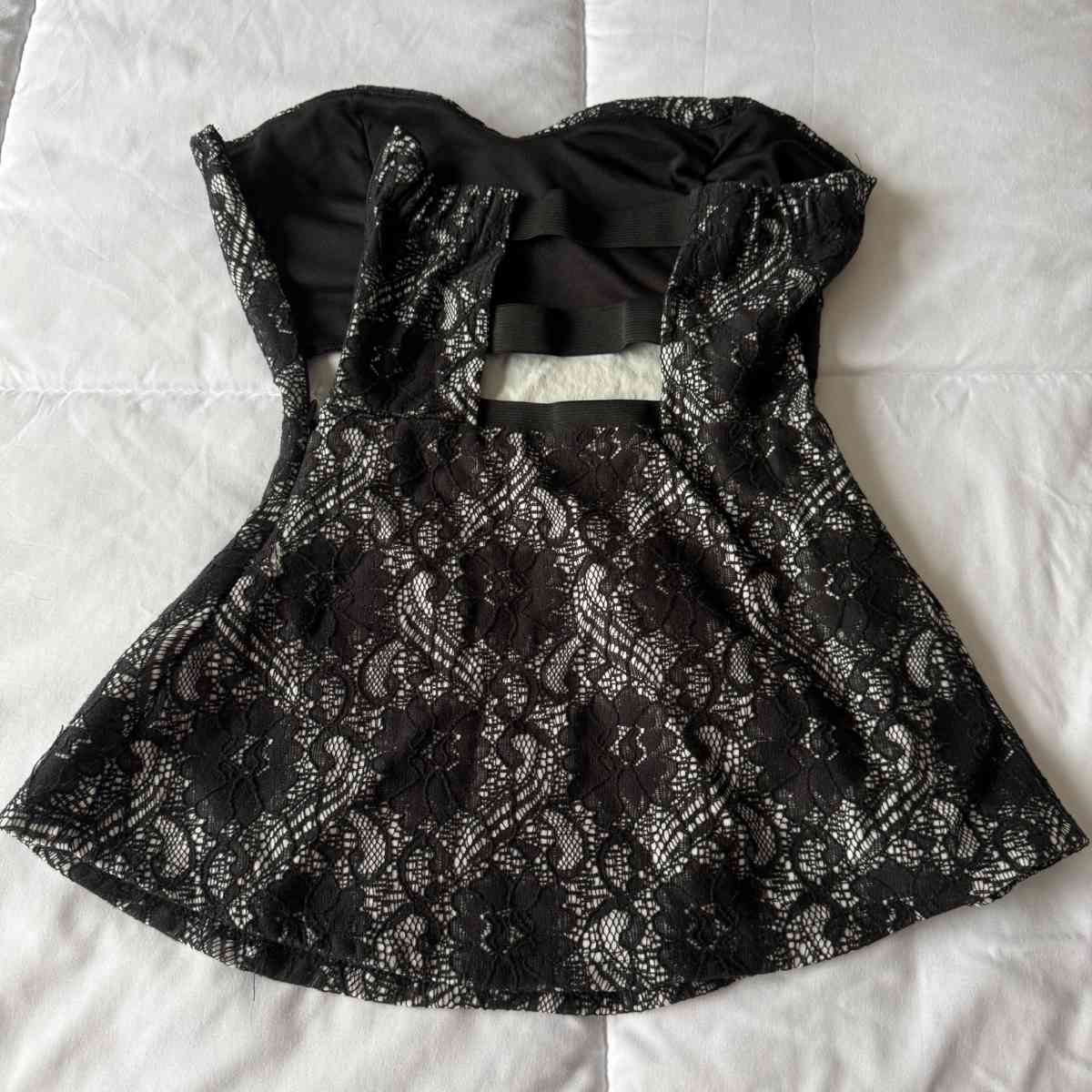 Love Culture Black Lace Strapless Padded Corset Peplum Top