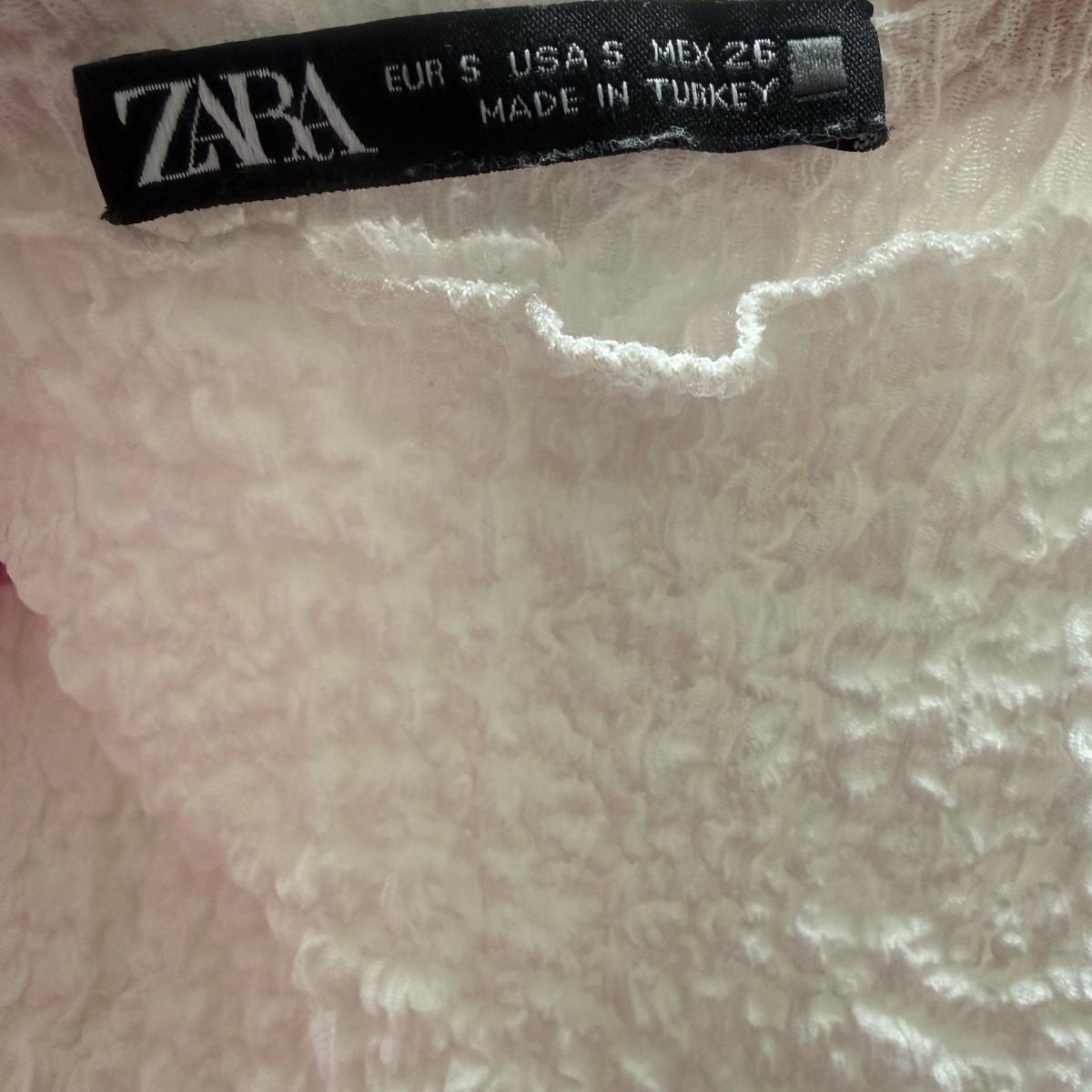 ZARA White Textured Sleeveless Mock Neck Top  Crinkle Stretc - Los Angeles, California - FleaMarketBay