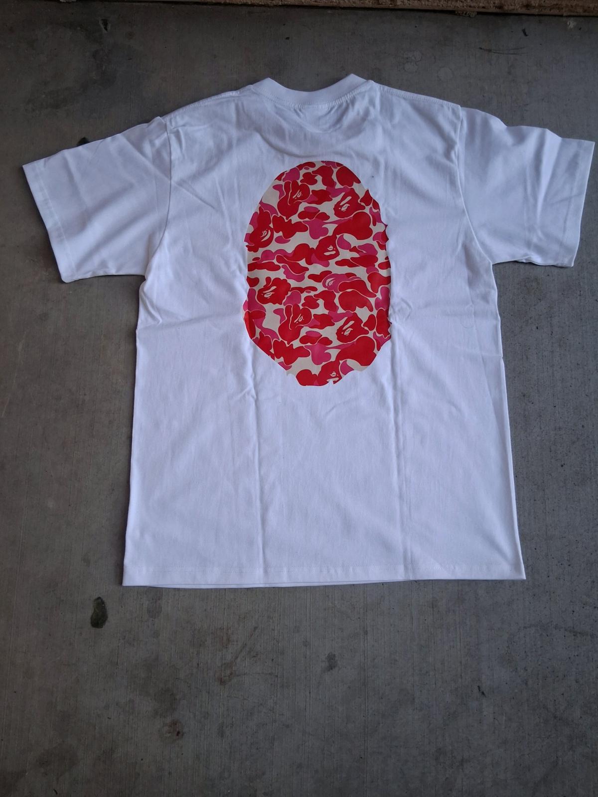 Pink camo bape tee - Stockton, California - FleaMarketBay