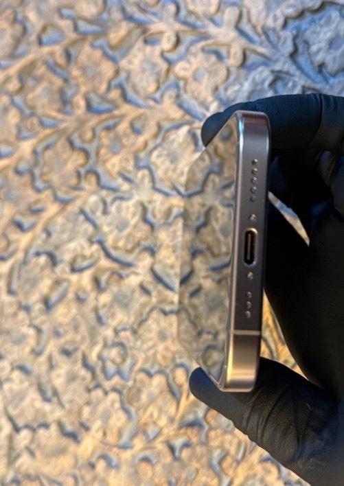 Apple iPhone 16 Pro 256 GBDesert Titanium Unlocked 91Excelle - Adams, New York - FleaMarketBay