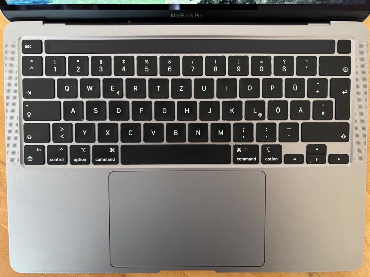 MacBook Pro 13 M1  8GB Ram  250GB SSD - Bedford, New York - FleaMarketBay