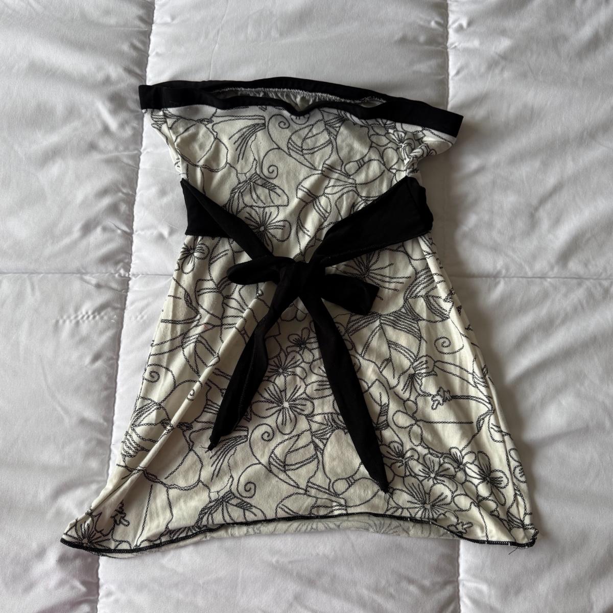 Black  Cream Strapless Floral Tank Top with Waist Tie S