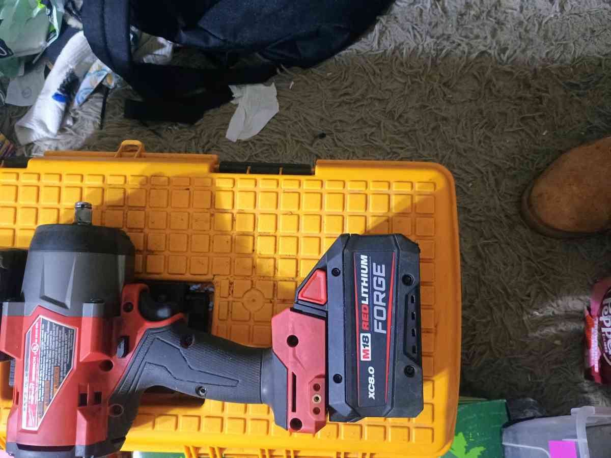 This Milwaukee M18 FUEL 12 in Impact Wrench