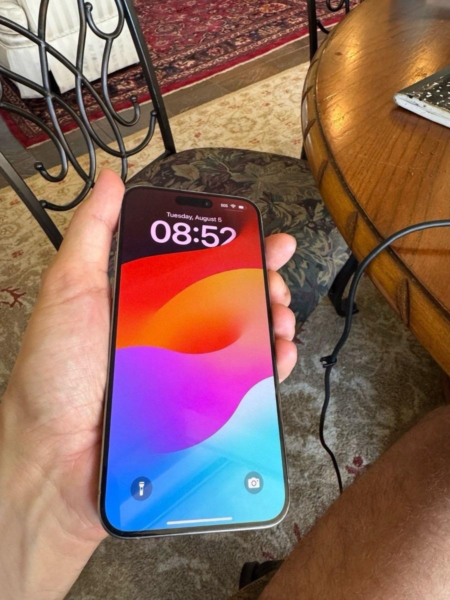 Apple iPhone 15 Pro Max 256GB - Florida, New York