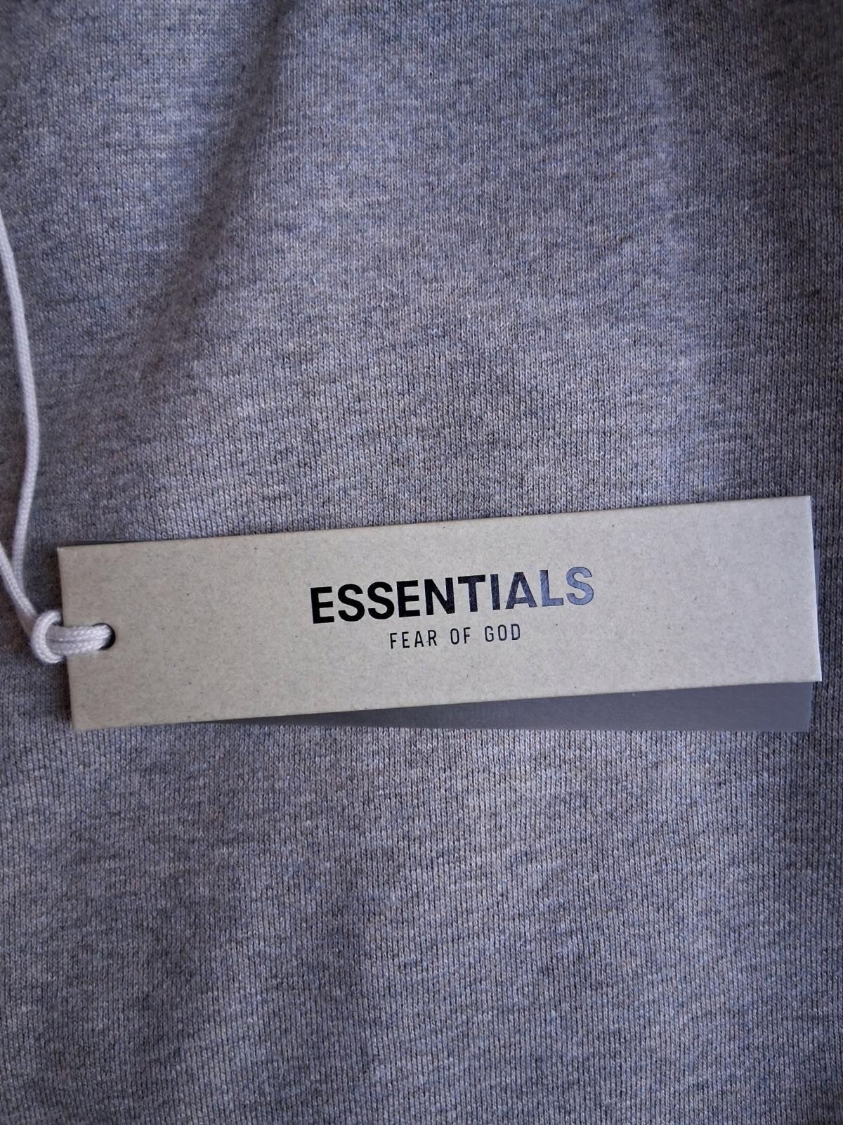 essential sweatpants - Stockton, California - FleaMarketBay