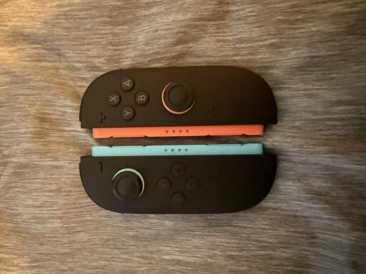 Nintendo Switch 2 Console with All Accessories and Carry Cas - Adams, New York - FleaMarketBay