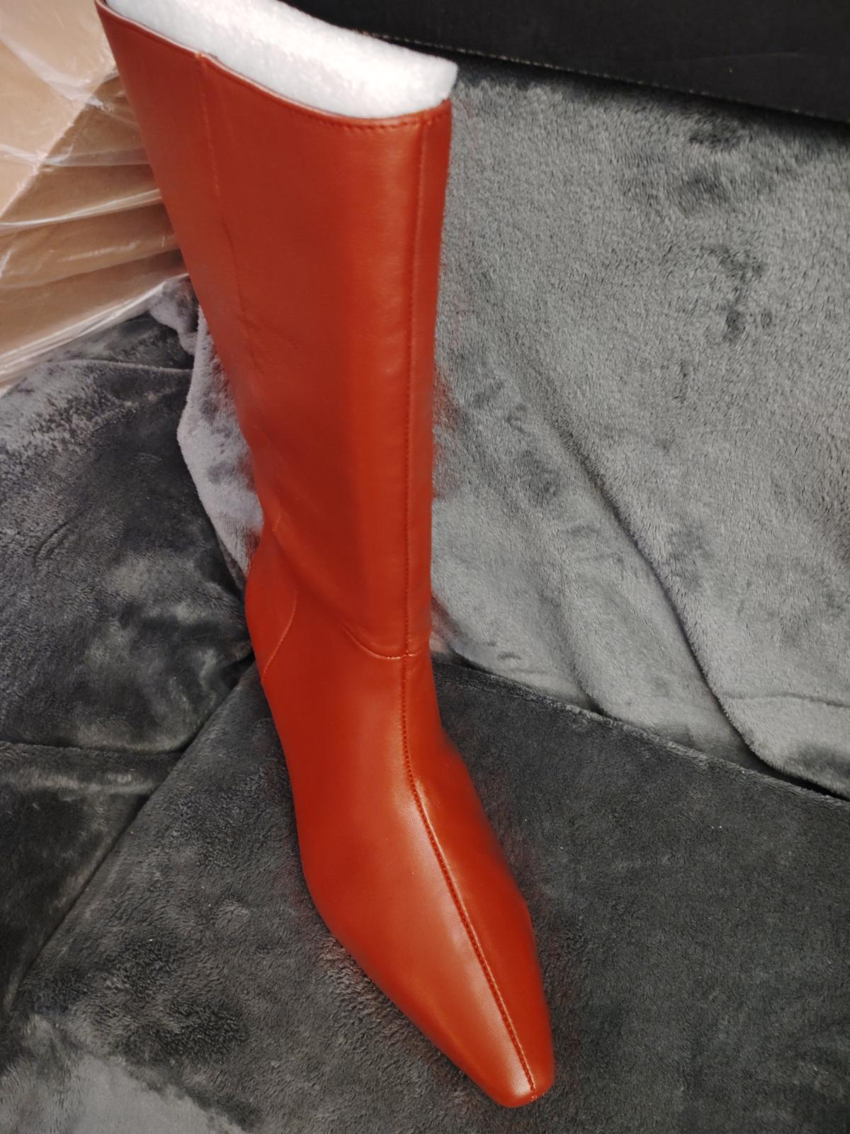 Kenneth Cole Merle Kitten Heel Boots Rio Red Leather size 6.5 M - Virginia Beach, Virginia - FleaMarketBay