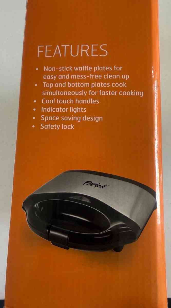NEW Parini Belgian Waffle Maker  Crispy Fluffy Waffles