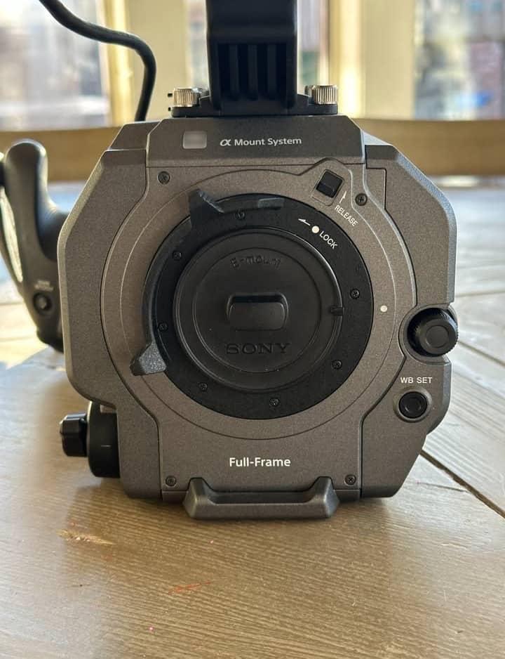 Sony Fx9 cinema Camera - Alderpoint, California - FleaMarketBay