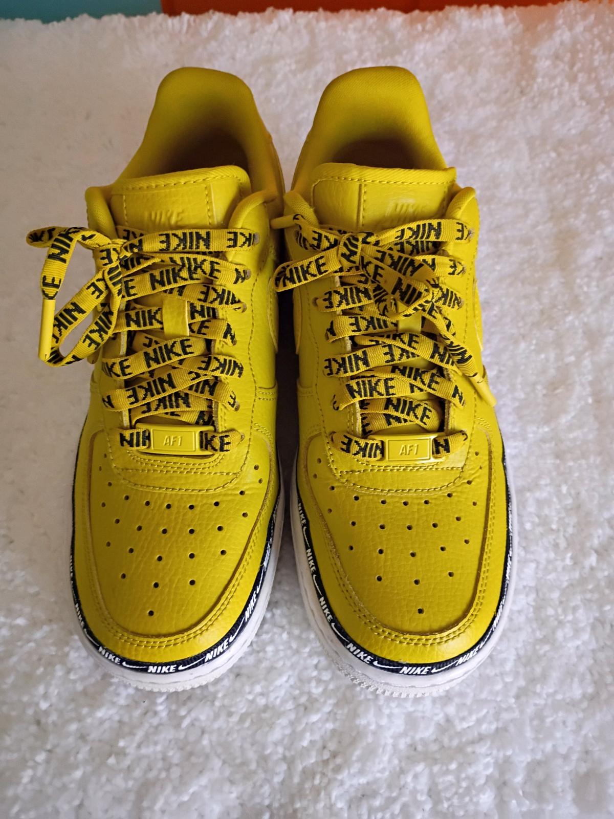 nike women - Fredericksburg, Virginia - FleaMarketBay