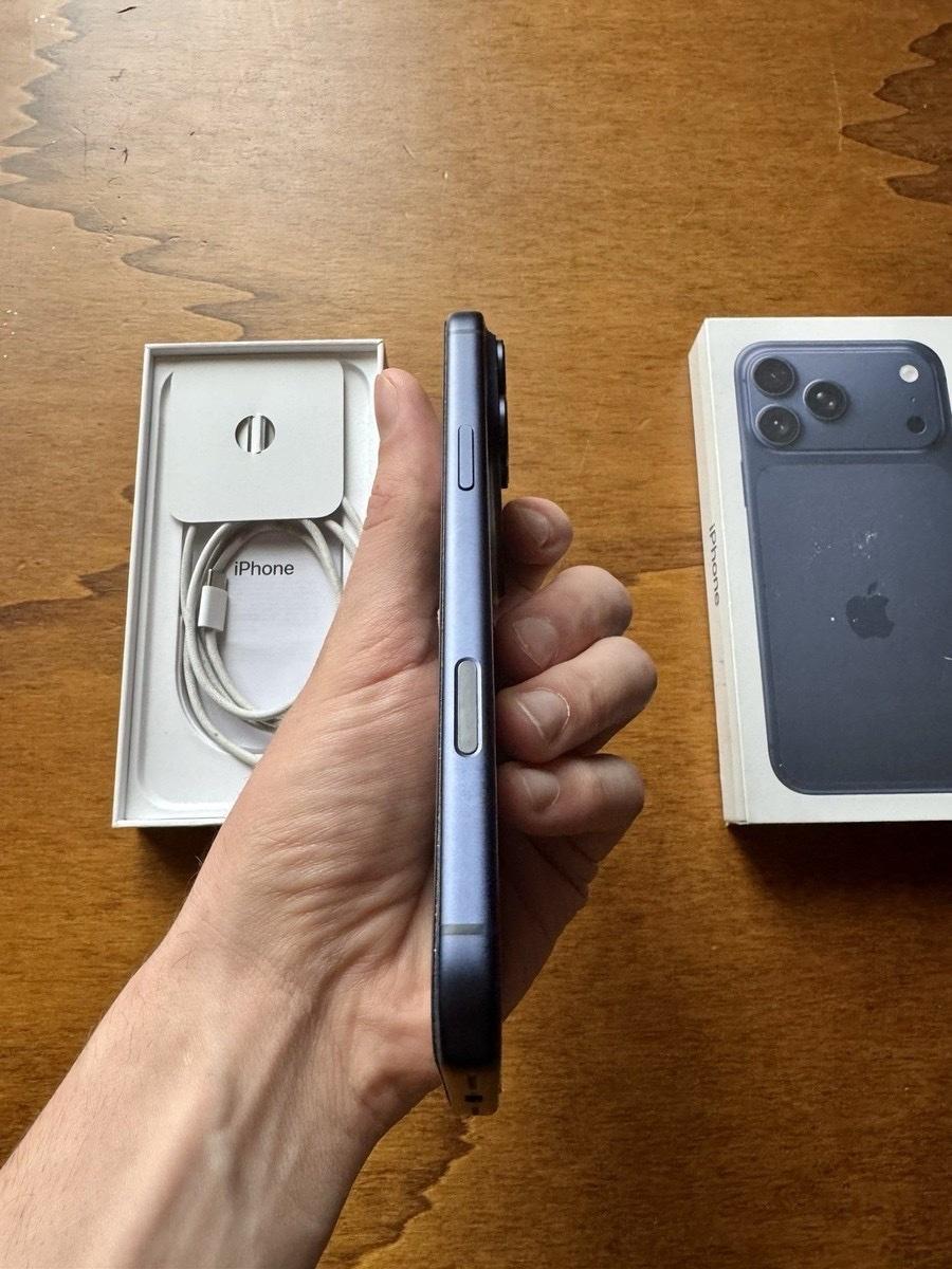 iPhone 17 Pro Max 256GB Deep Blue Equal Condition To New - Adams, New York - FleaMarketBay