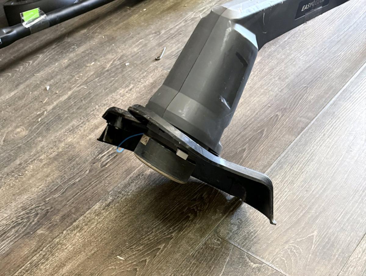 Ryobi 18v weed trimmer - Canton, Georgia - FleaMarketBay