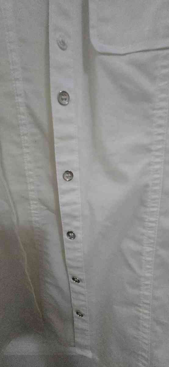 7th Ave White Button down shirt