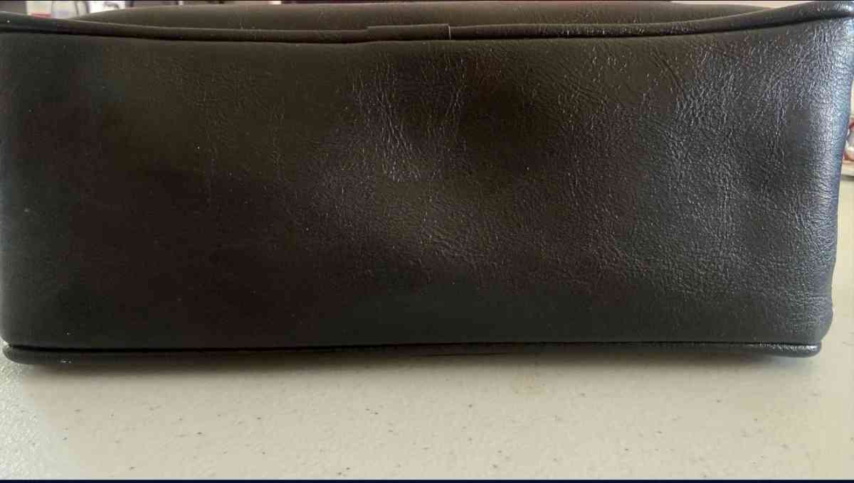 Black Handbag  Shoulder Bag  BRAND NEW