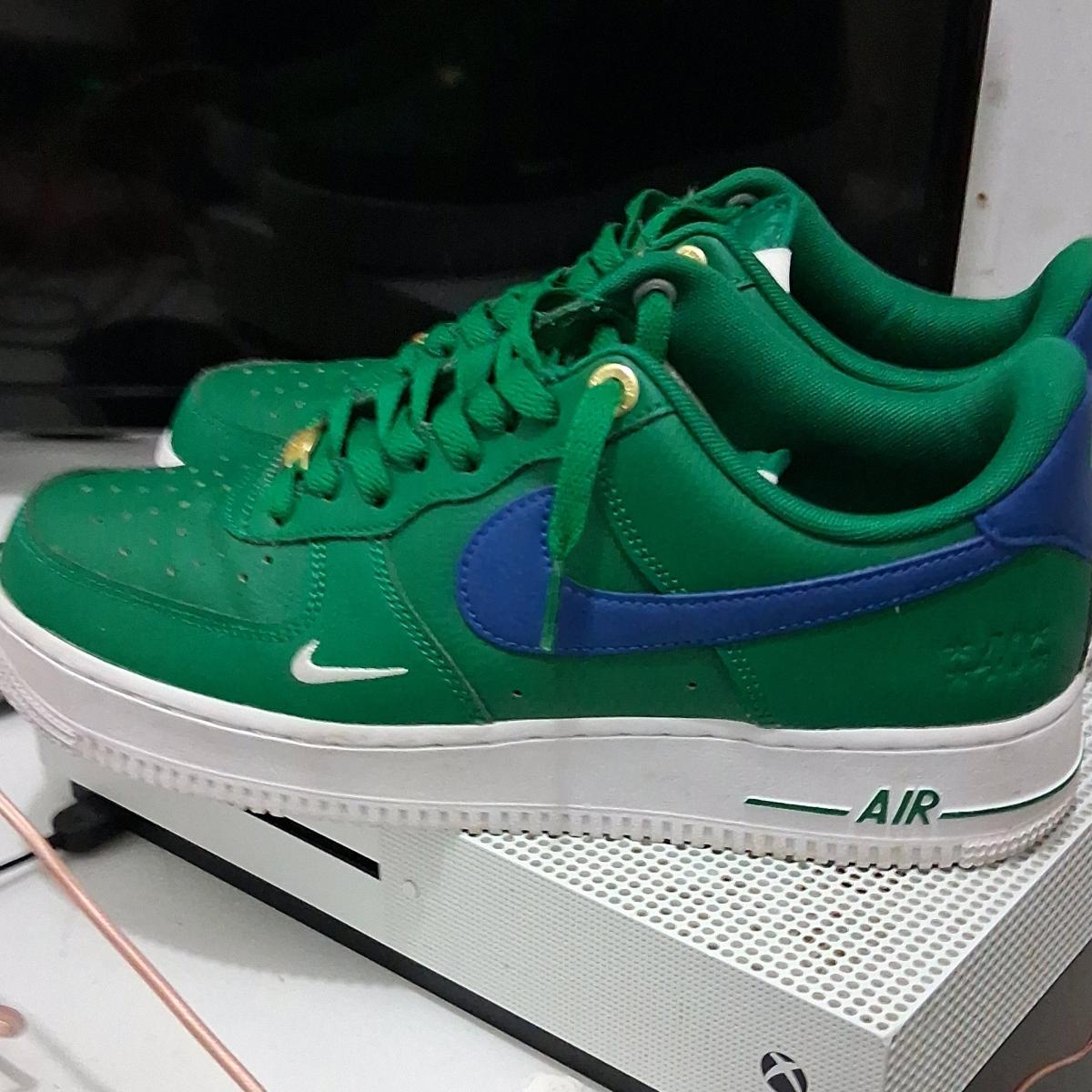 Anniversary airforce Trading or selling Lmk