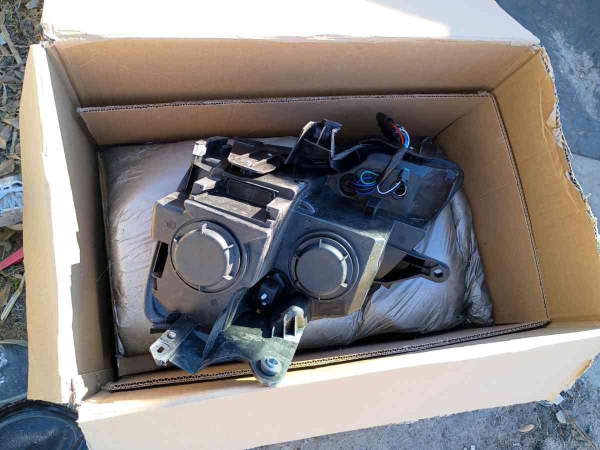 GMC acadia 2017 2019 projector headlights wire assembly inc