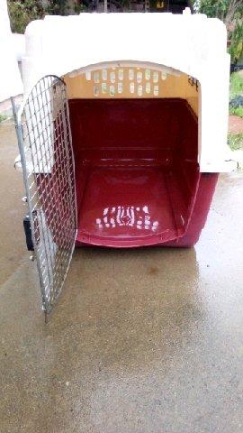 pet kennel - Spring Valley, California - FleaMarketBay